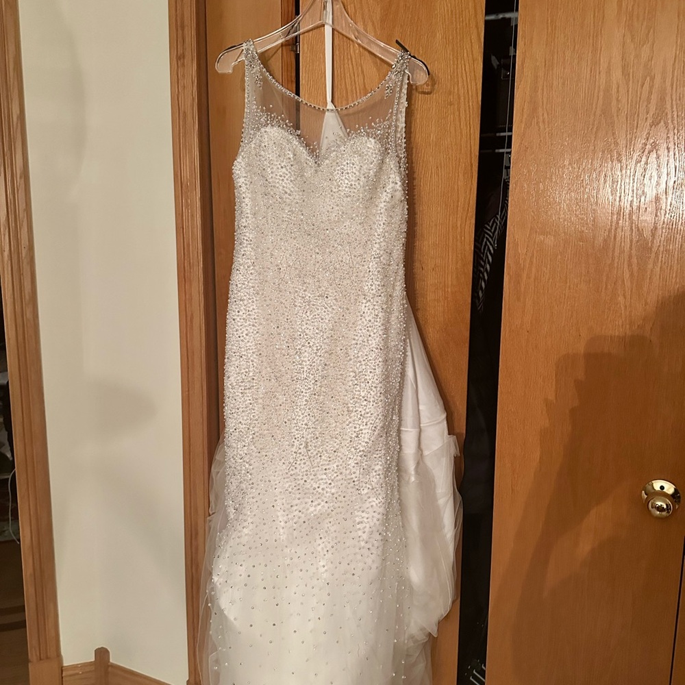 NWT BEADED WEDDING DRESS